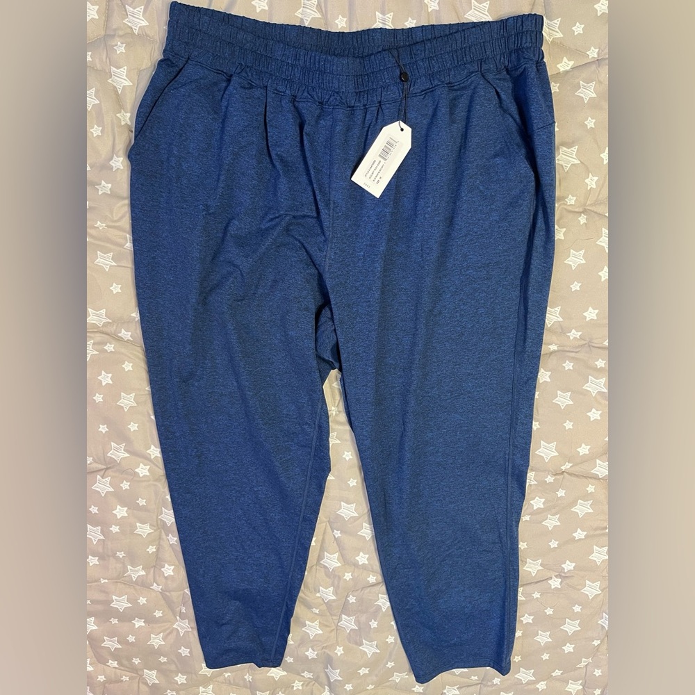 Universal Standard soft touch joggers NWT size M